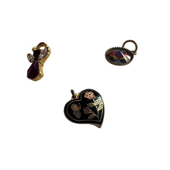 3 Vintage Pendants/Charms with Necklace (Heart, Angel and Circle Pendant) - Picture 2 of 16